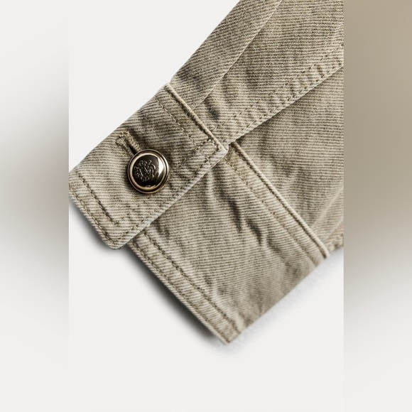 NWT. Zara ZW Collection Khaki Cotton Pocket Overshirt. Size S. - Picture 8 of 13